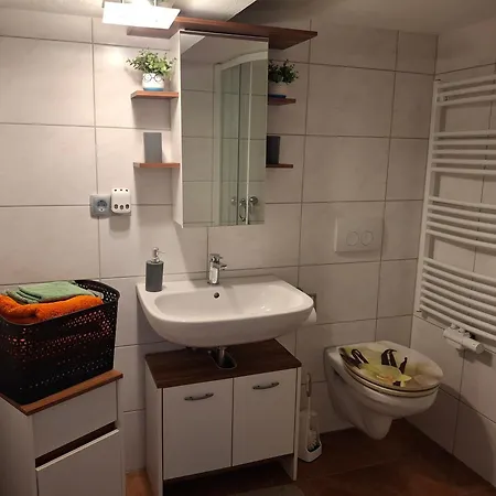 Heikes Kleines Souterrain Apartment *